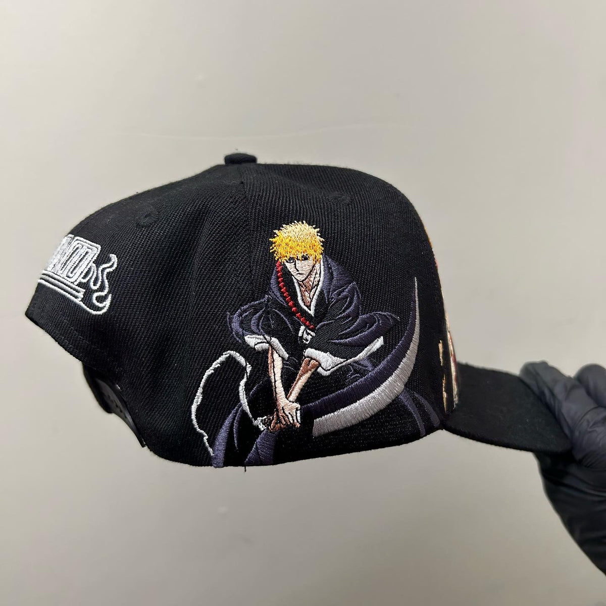 HOLLOW CAP