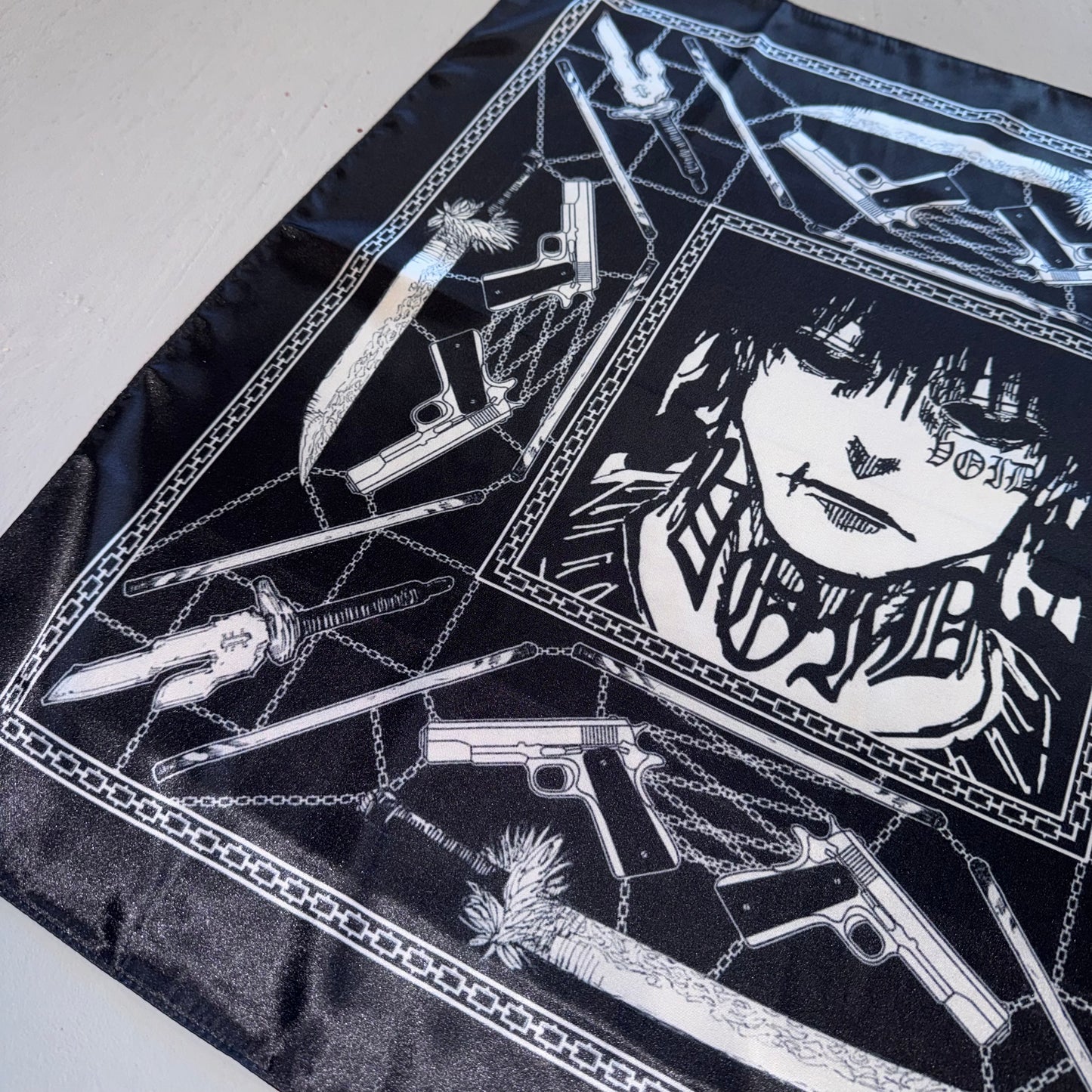 toji bandana