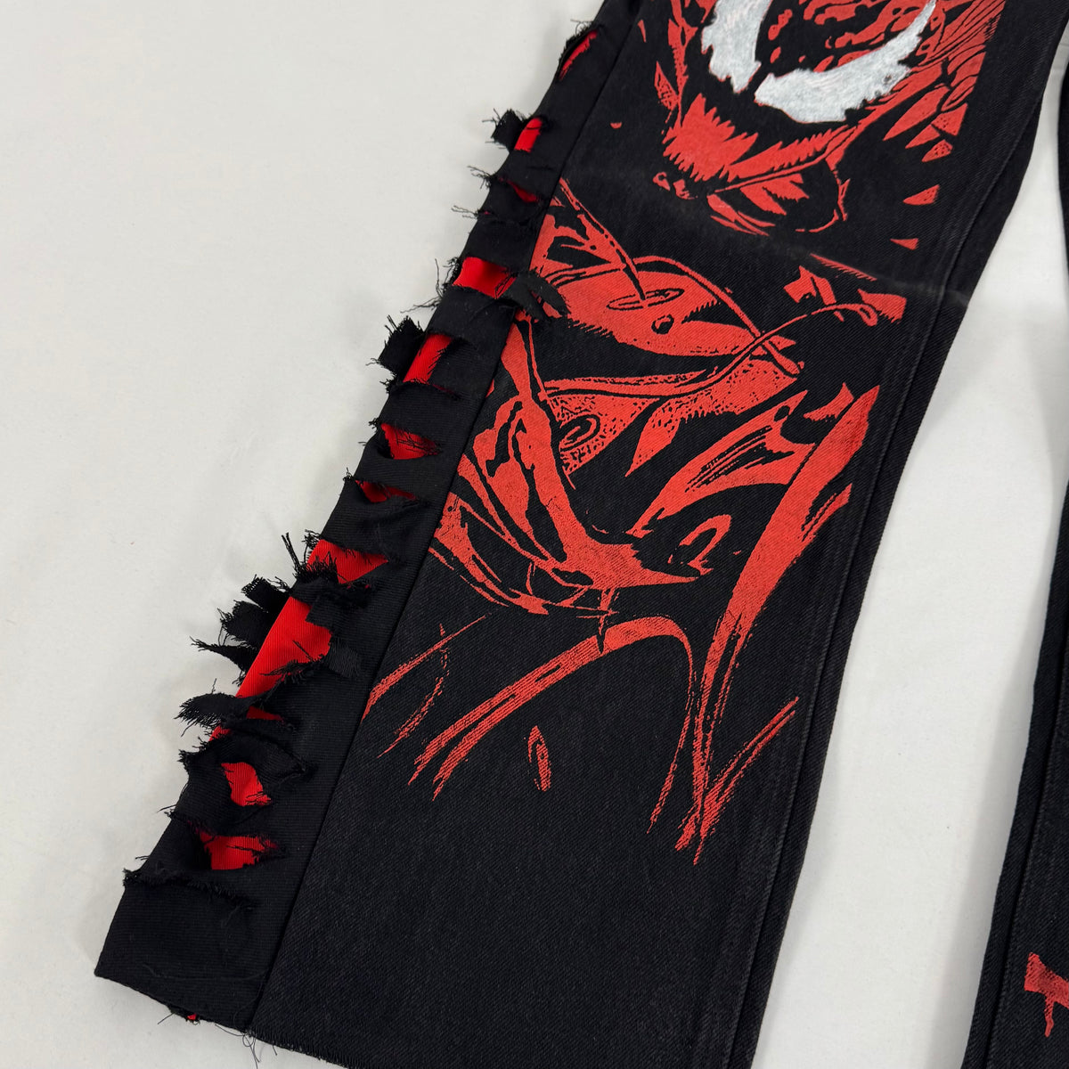 carnage jeans